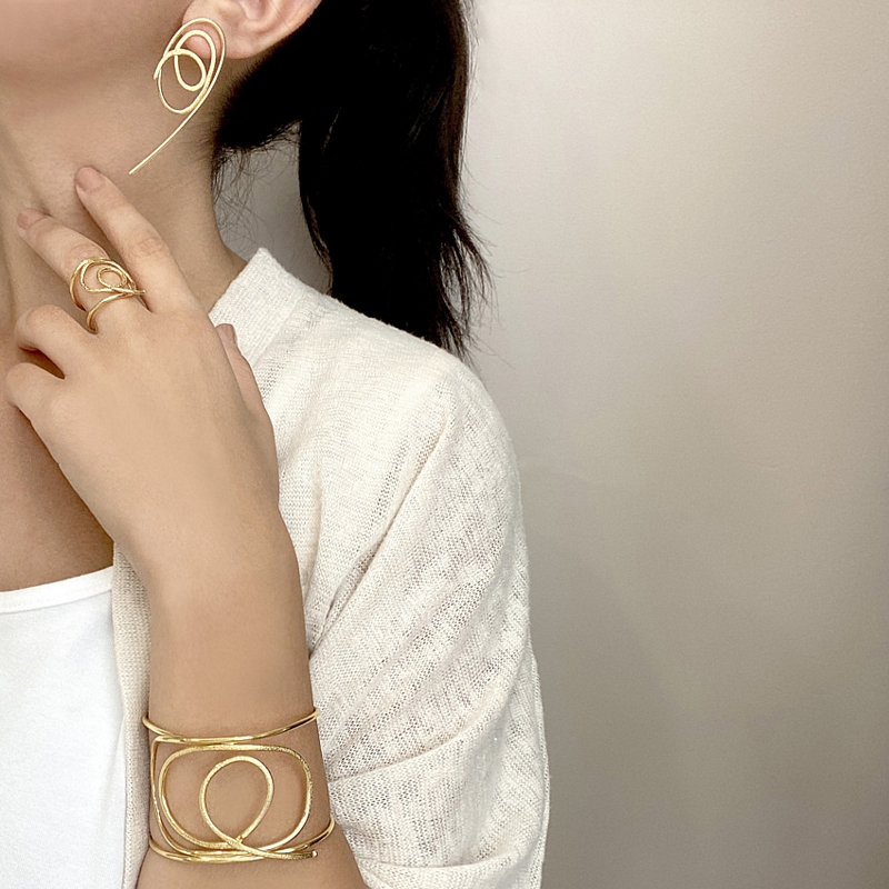 Alternative view of 4629F Formed by hand earrings Rose