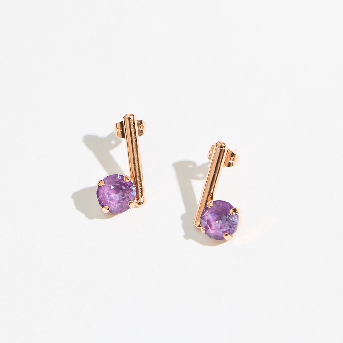 Alternative view of 5534F Colorful frame small earrings Purple