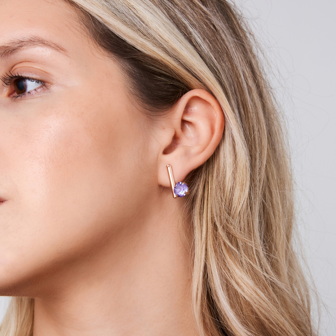 Alternative view of 5534F Colorful frame small earrings Grey