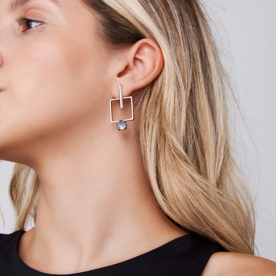Alternative view of 5530F Colorful frame earrings Purple