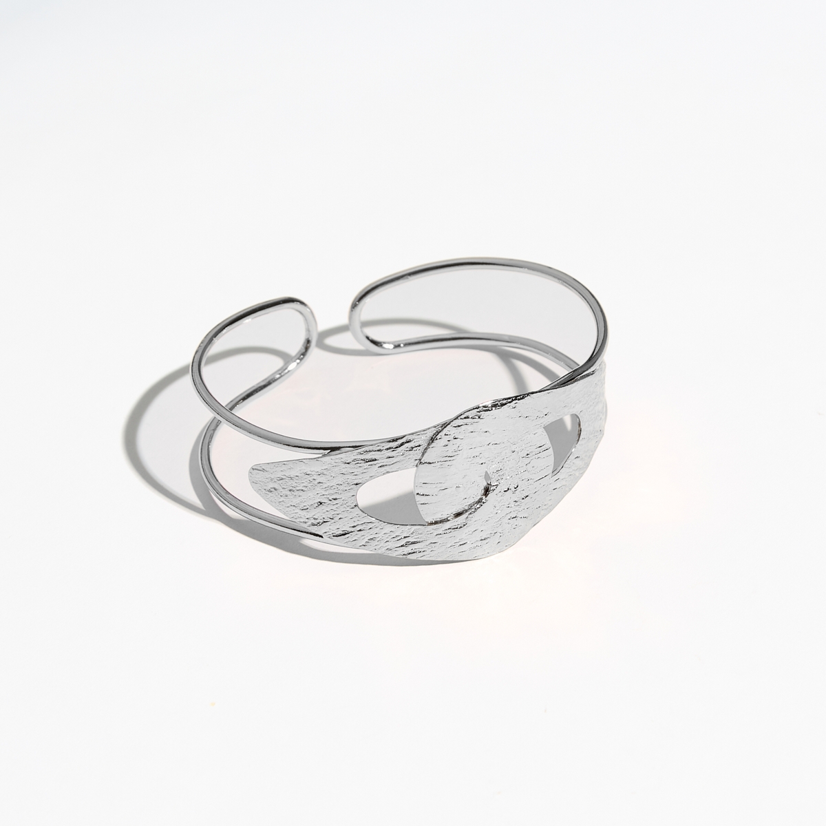 Alternative view of 5522E Liquid metal bangle Ασημί
