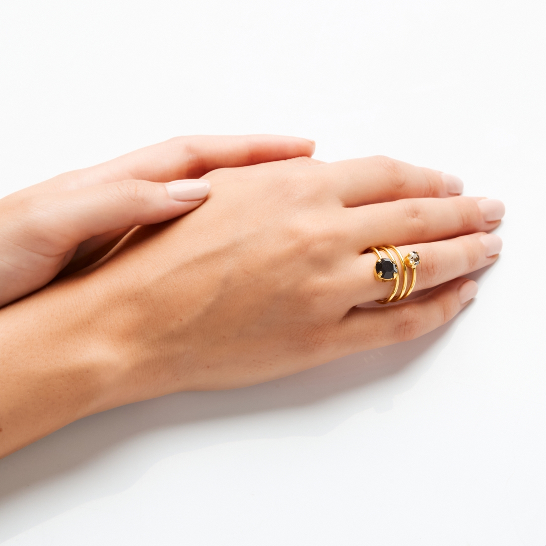 Alternative view of 5561D Luna twist ring Bordeaux