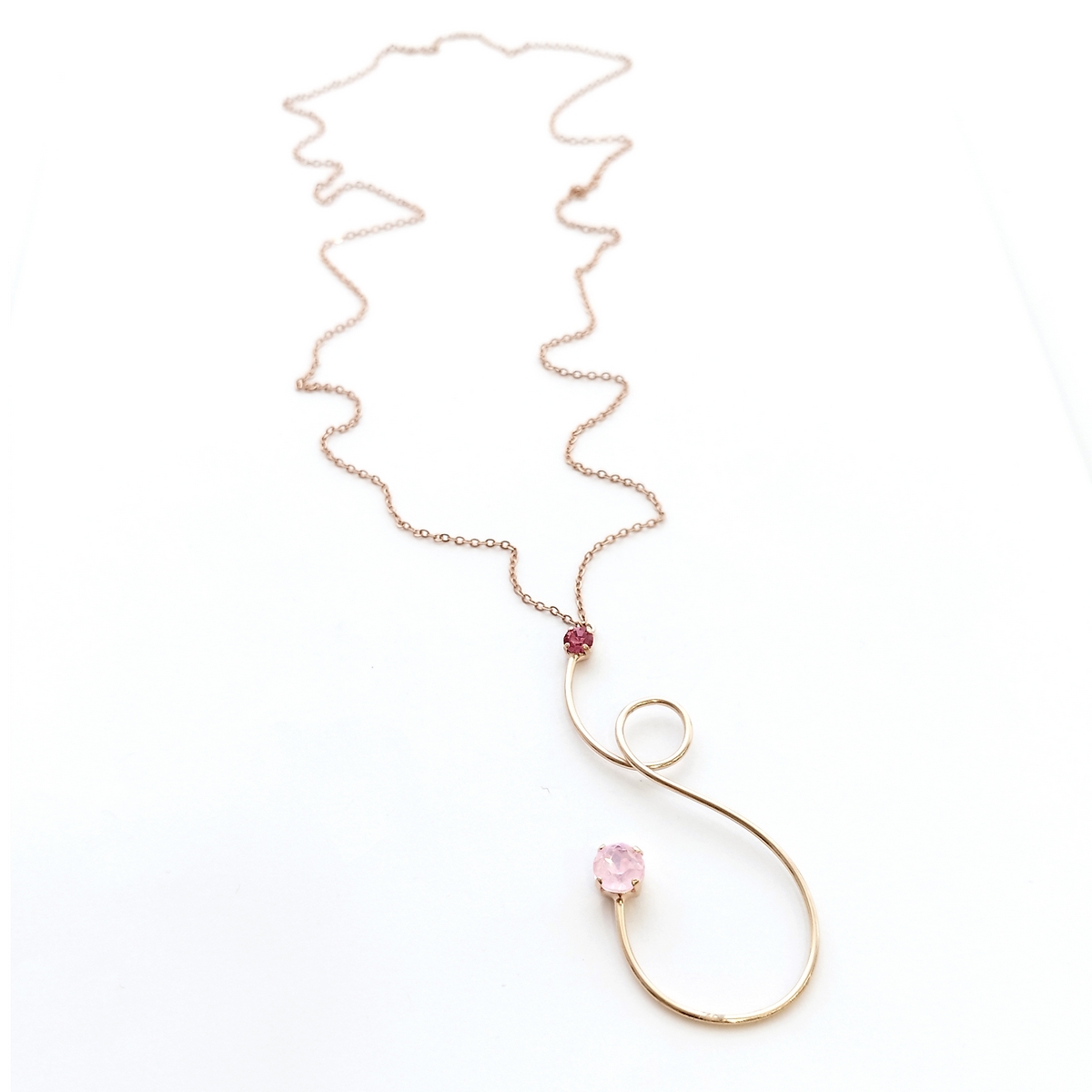 5558A Luna twist long pendant Catherine bijoux Φούξια