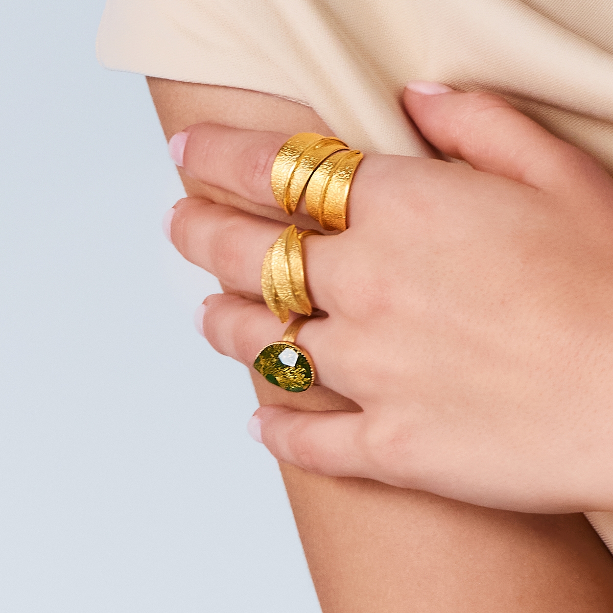 Alternative view of 5554D Arabesque crystal small ring Green