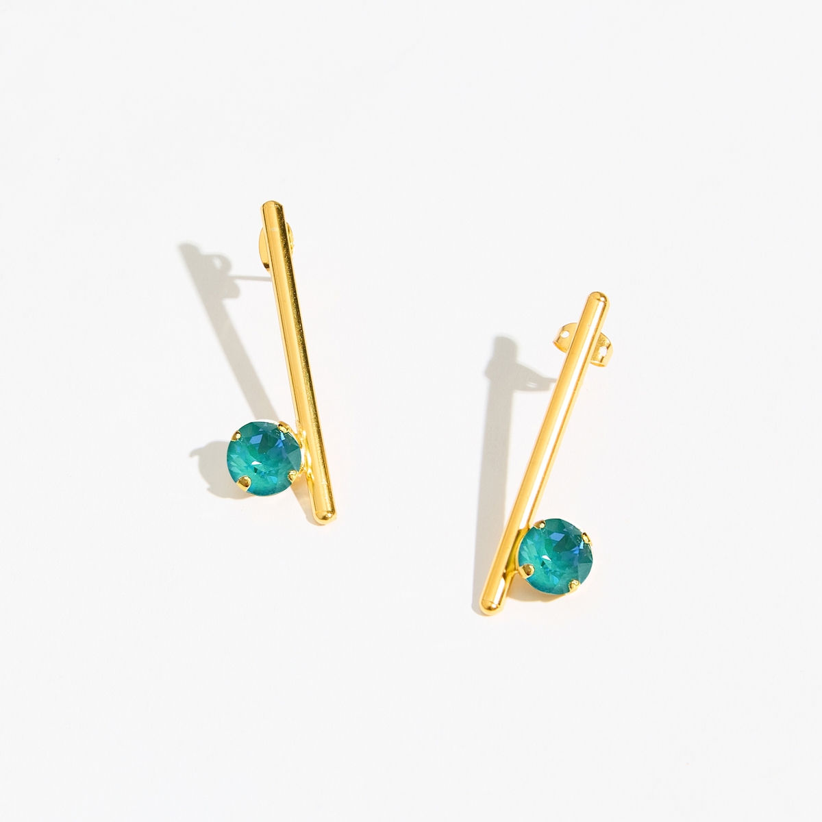 Alternative view of 5533F Colorful frame long earrings Catherine bijoux Light