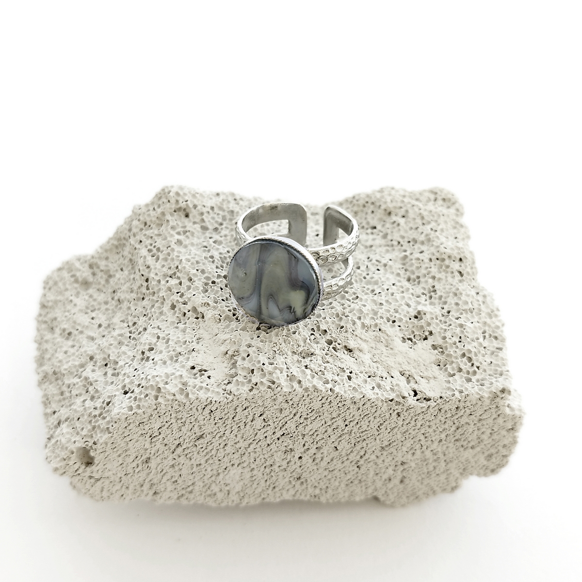 Alternative view of 5678D Saturn's satellite stone ring Silver