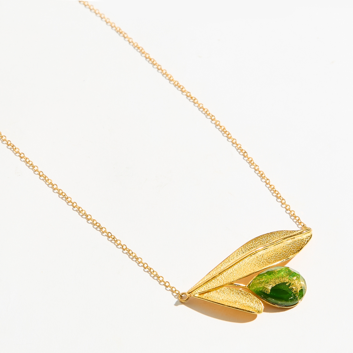 Alternative view of 5647A Olive tree crystal necklace Πράσινο