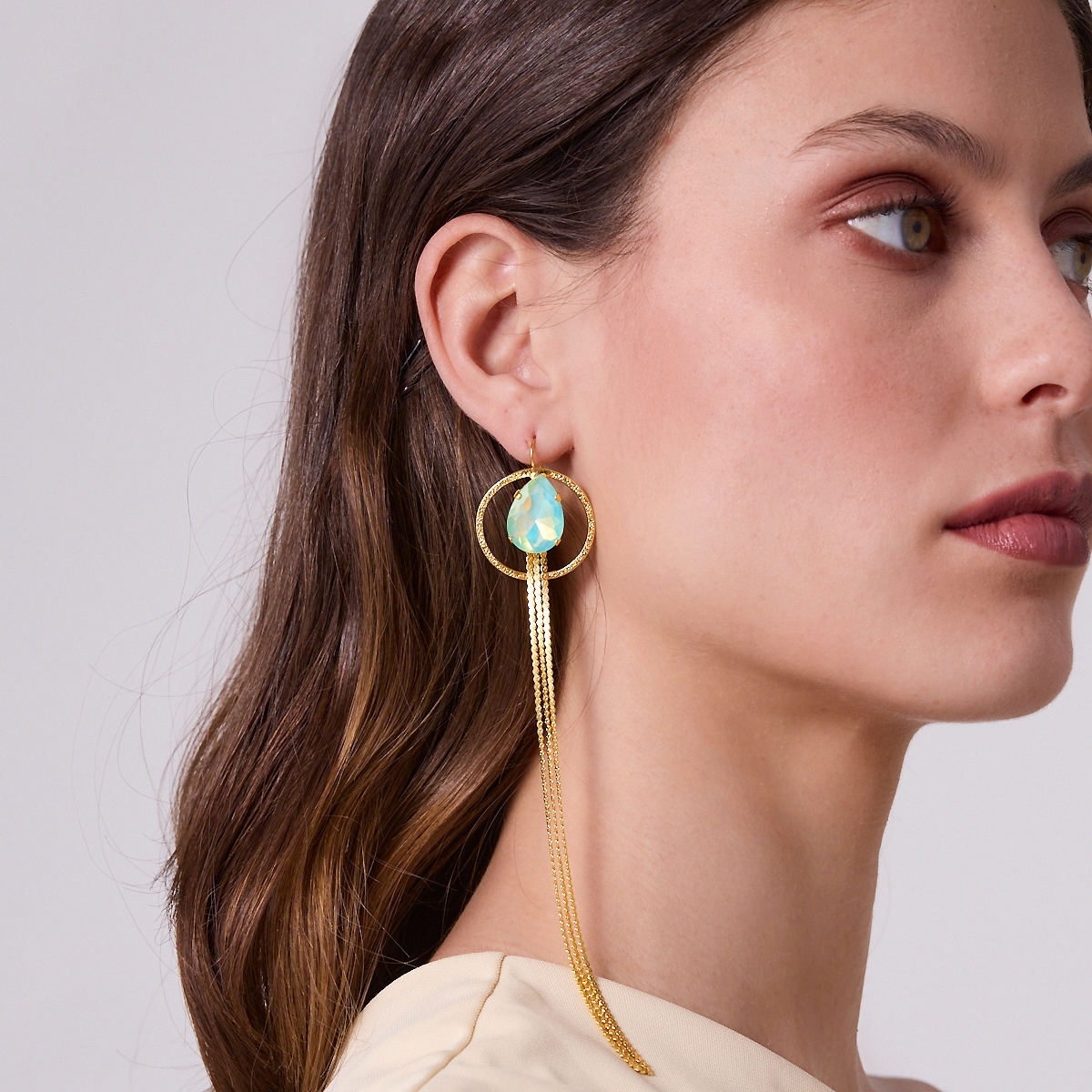 Alternative view of 5682F Aurora crystal drop long earrings Light