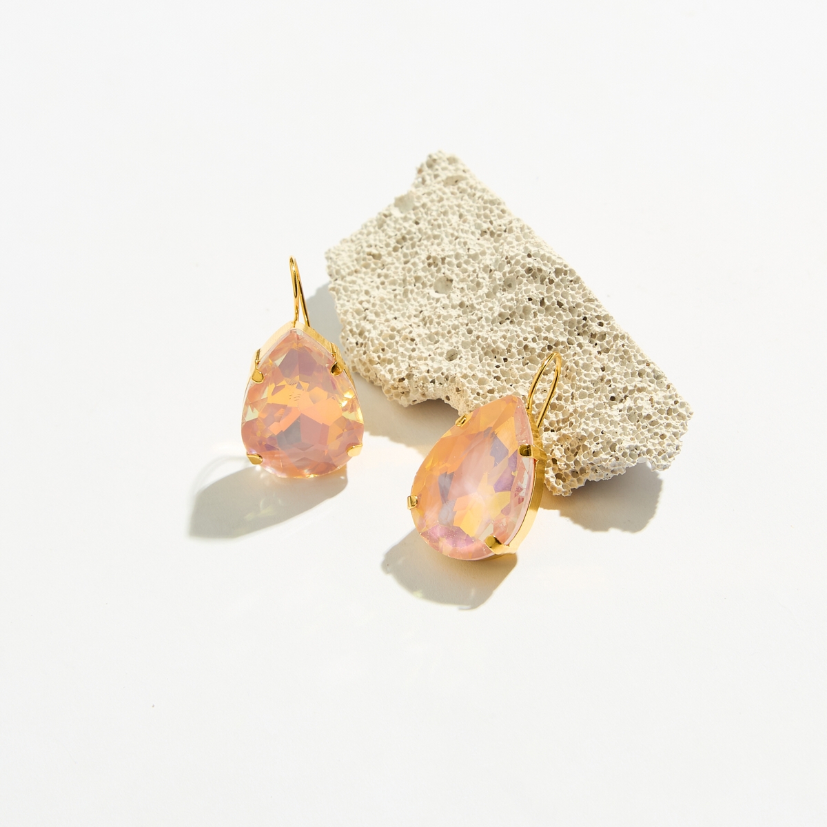 Alternative view of 5683F Aurora big crystal drop earrings Light