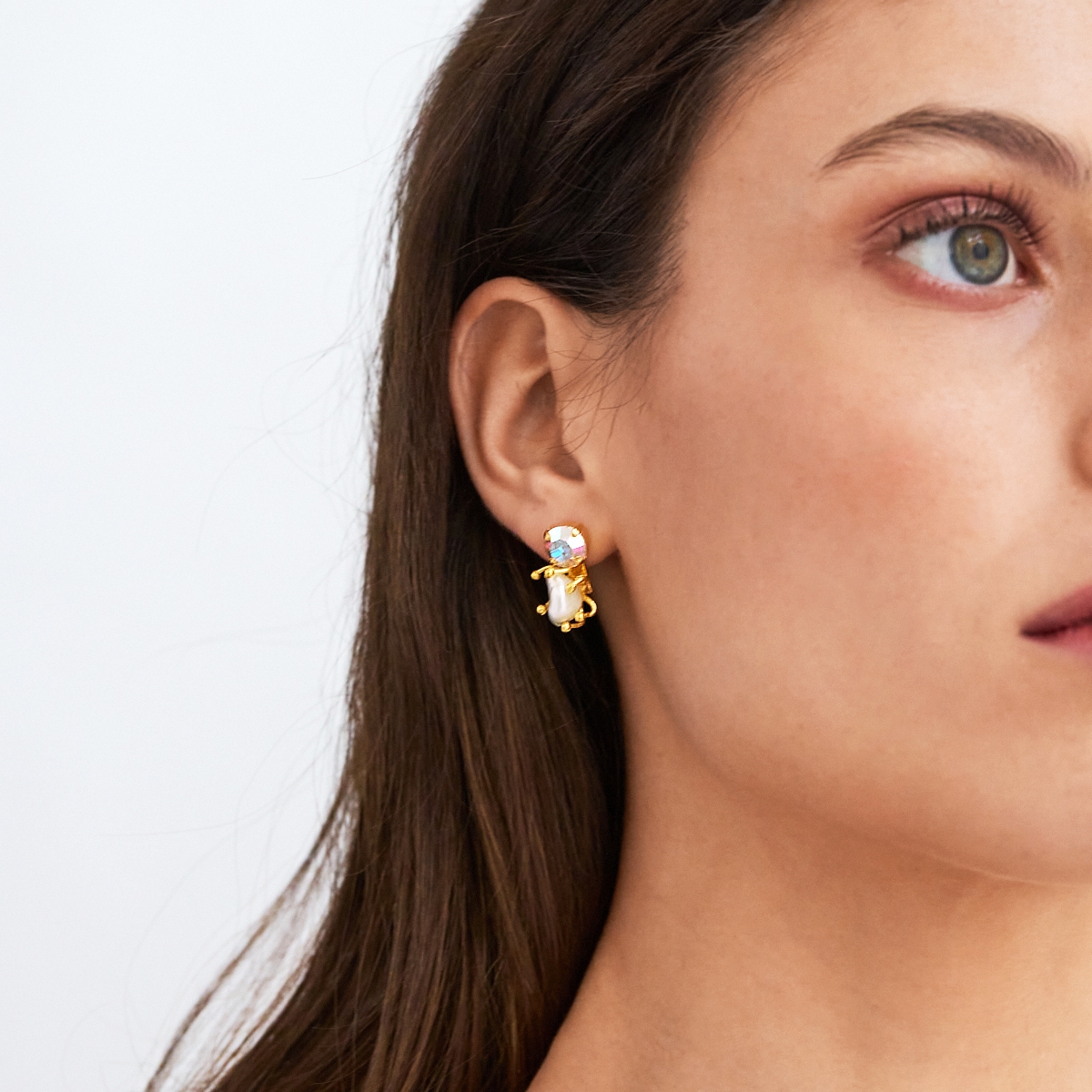 Alternative view of 5691F Tiny freshwater pearl earrings Gold