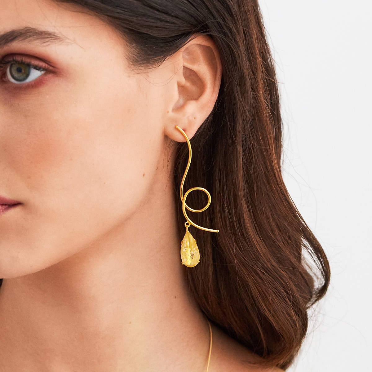 Alternative view of 5701F Amber flow long earrings Τυρκουάζ