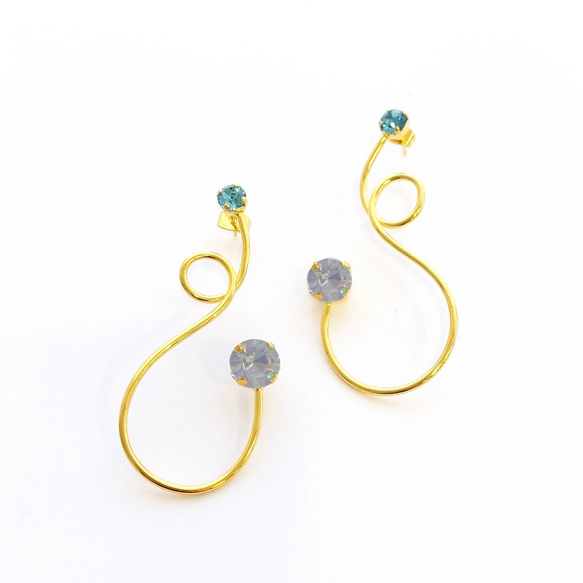 5558F Luna twist earrings Catherine bijoux Turqoise