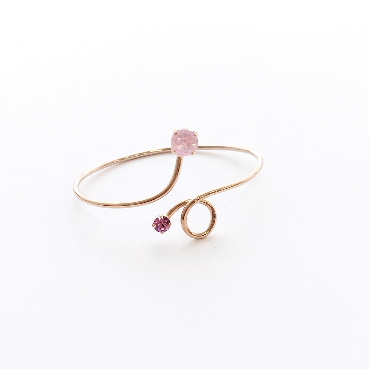 5559E Luna twist small bangle Catherine bijoux Magenta