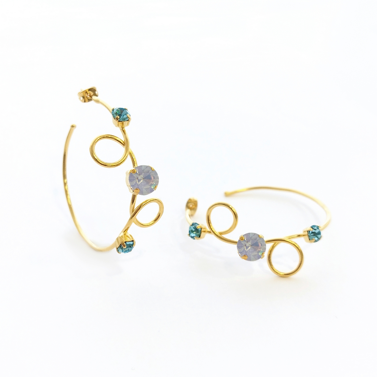 5561F Luna twist hoops earrings Catherine bijoux Turqoise