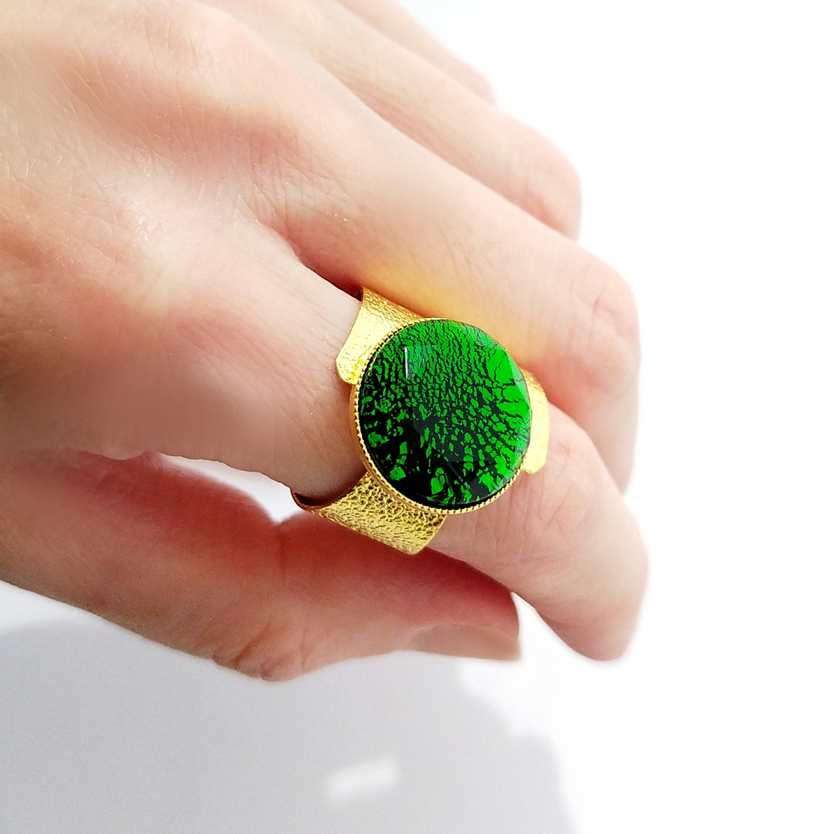 Alternative view of 5573D Real handmade crystal big ring Green