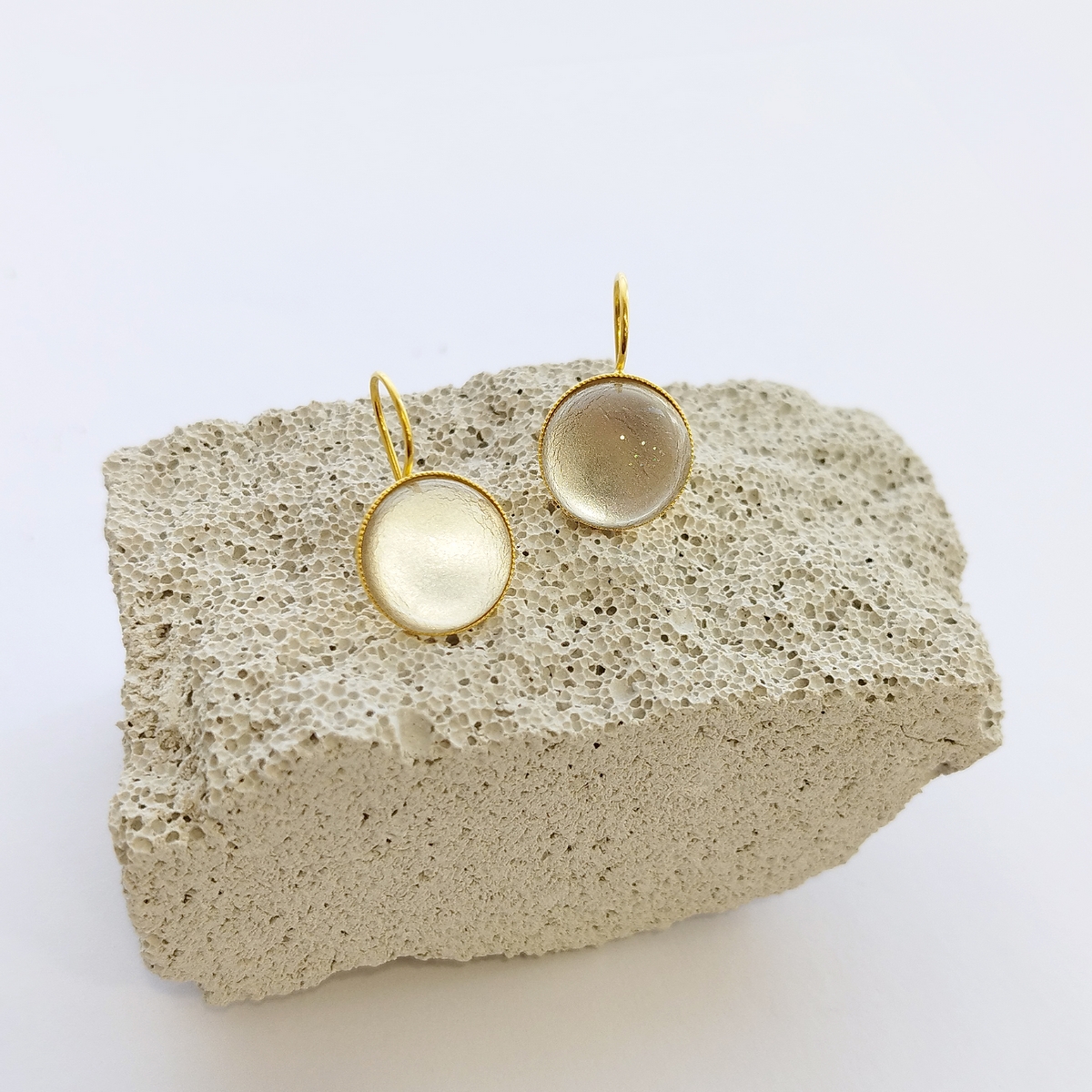 5723F Moonlight small χειροποίητα σκουλαρίκια Catherine bijoux Άσπρο