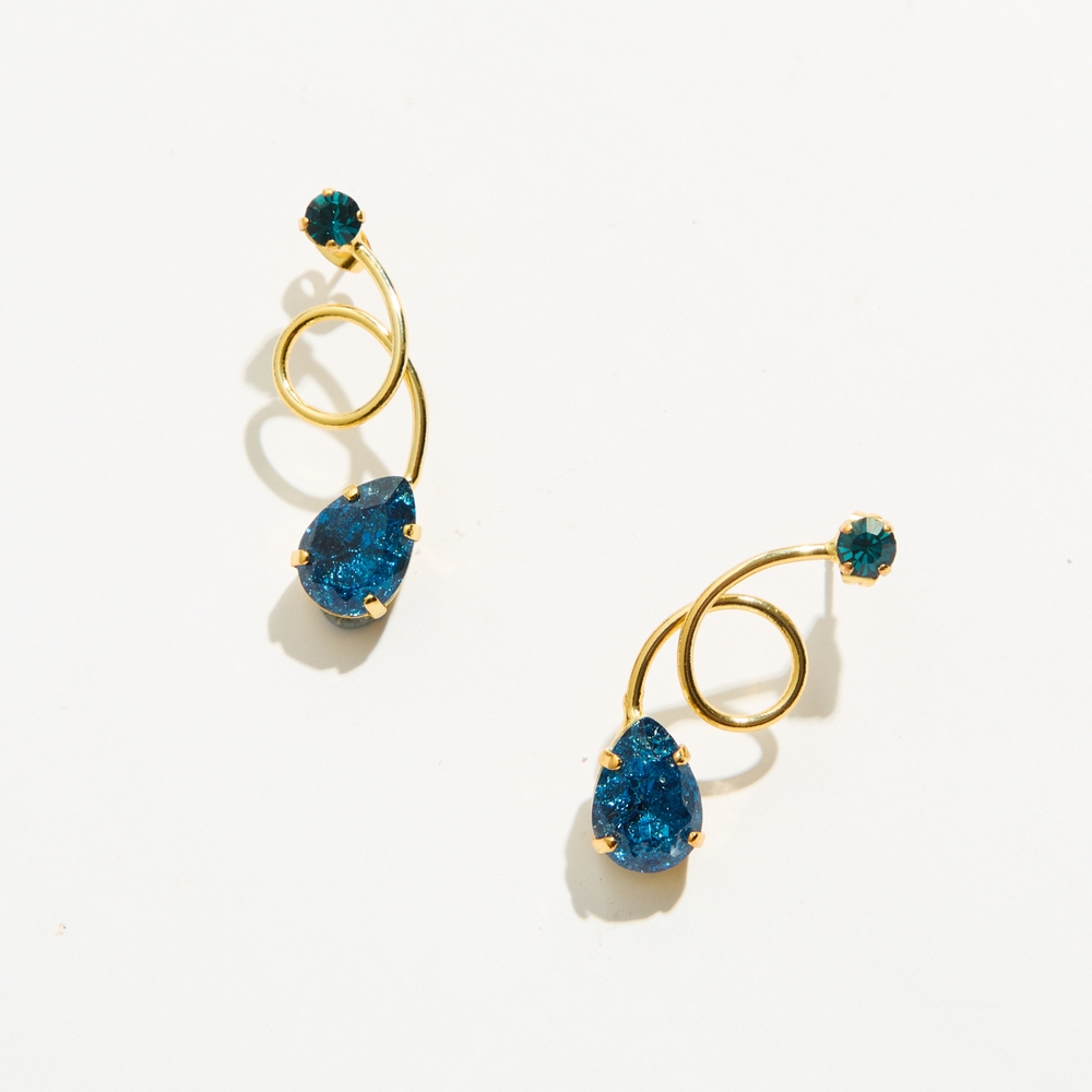 Alternative view of 5759F Luna twist cracked handmade earrings Catherine bijoux Blue