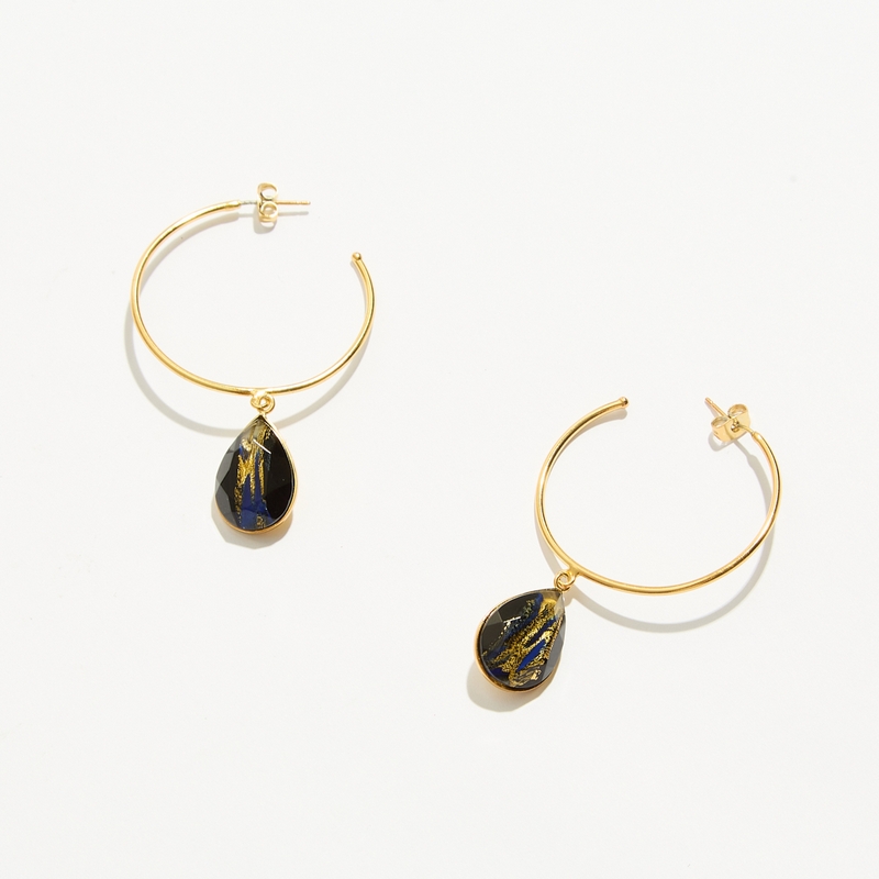 Alternative view of 5752F Blue Aurora hoops handmade earrings Catherine bijoux Blue