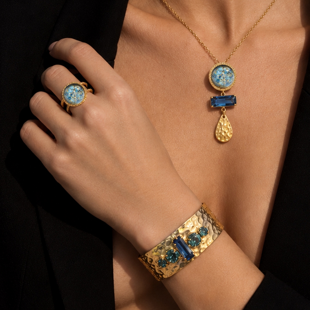 Alternative view of 5798E Winter lagoon bangle handmade bracelet Catherine bijoux Green