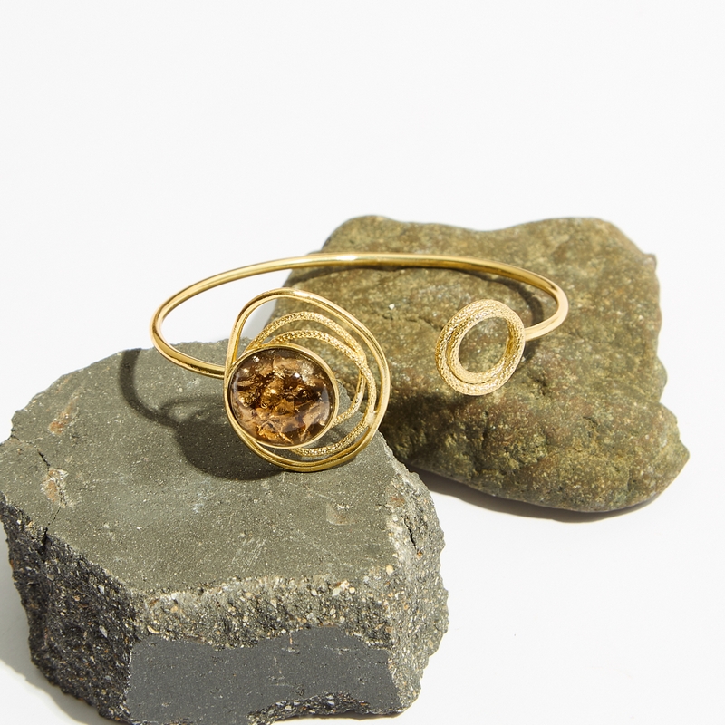 Alternative view of 5844E Spiral radiance handmade bracelet Catherine bijoux Brown